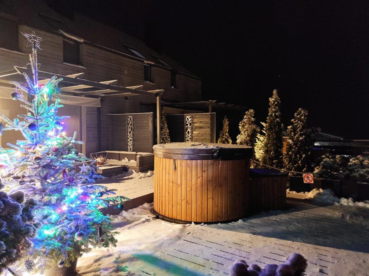 Sloneczny Chelm - Apartamenty W Gorach, Prywatna Sauna Jacuzzi Balia W Cenie, Spa, Grill, Stok Narciarski Myslenice, Sciezki Rowerowe, Rzeka Raba, Widok Na Tatry Esterno foto